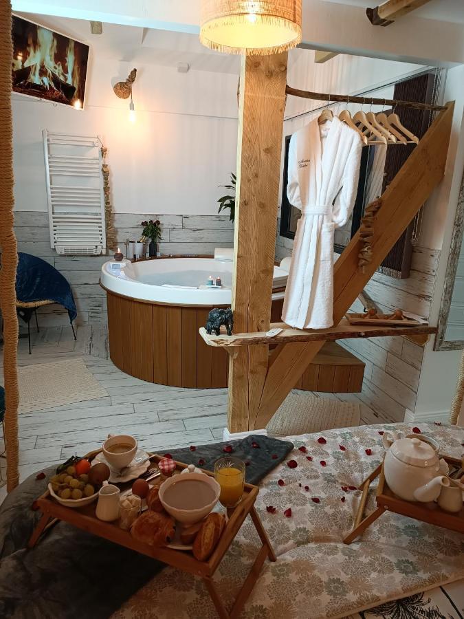 Le Marechal Duplex - Appartement Avec Jacuzzi - Caen Hyper Centre ภายนอก รูปภาพ